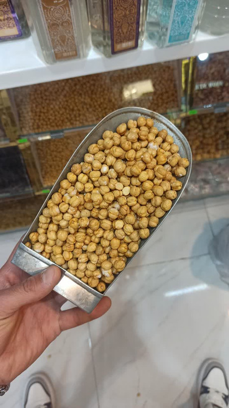 نخودچی شور اعلاء (عطاری آقای صادقی)