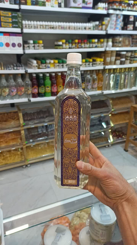عرق بیدمشک درجه یک ( عطاری آقای صادقی )
